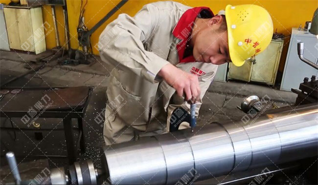碎石機(jī)噪音問(wèn)題如何解決